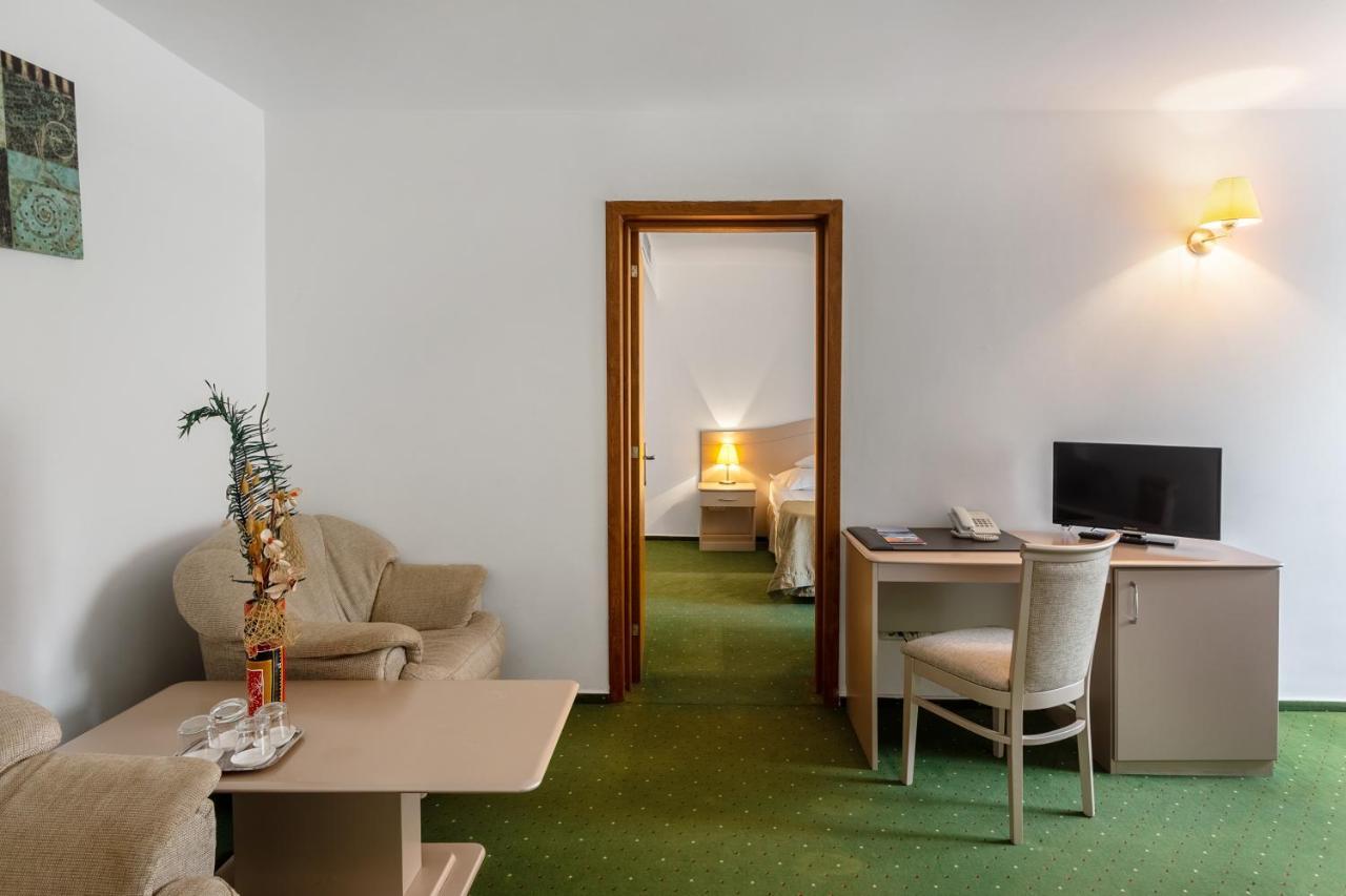 Hotel Bega Eforie Nord Buitenkant foto