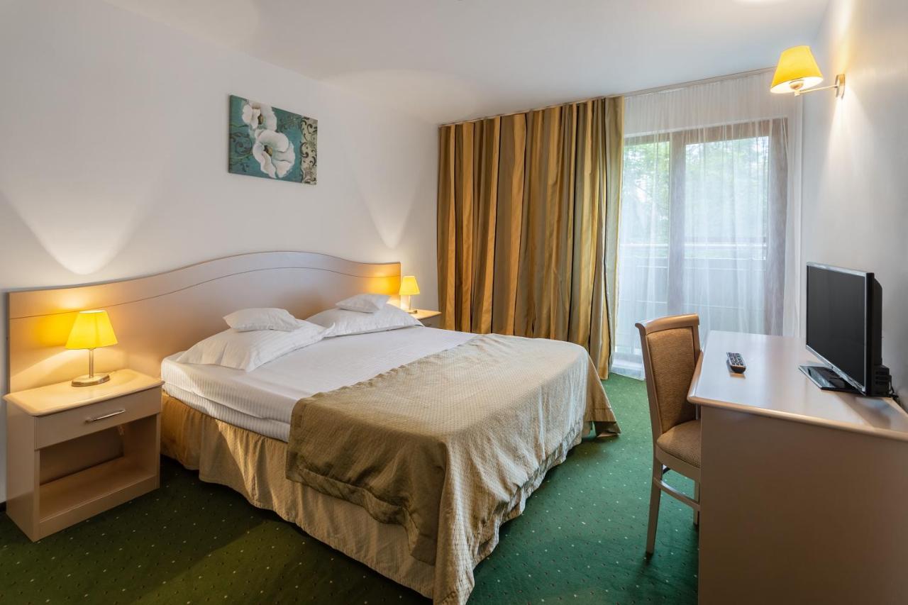 Hotel Bega Eforie Nord Buitenkant foto