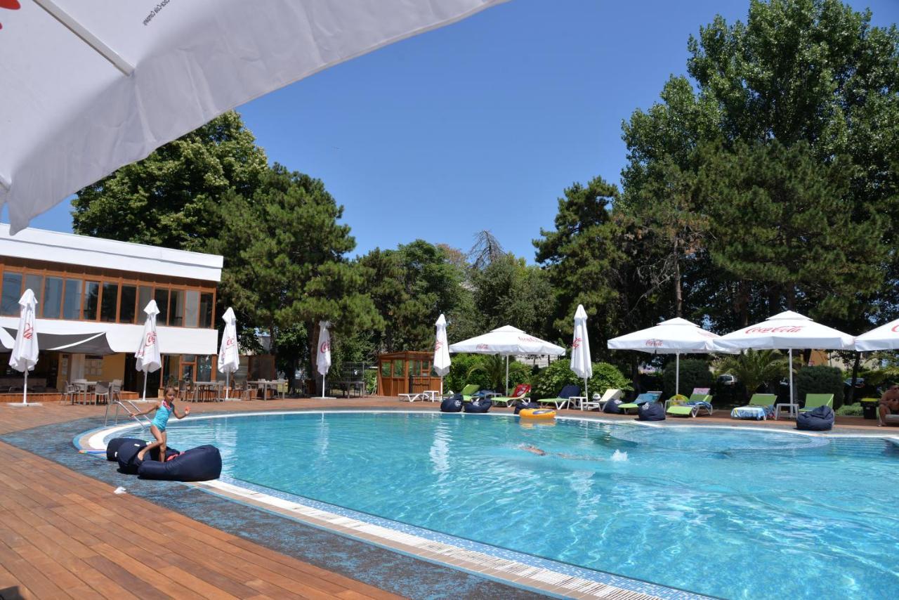 Hotel Bega Eforie Nord Buitenkant foto